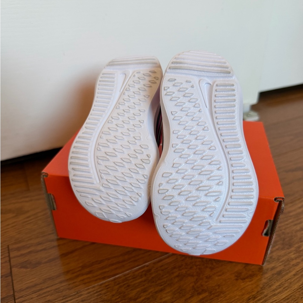 Nike Nike Cosmic Runner toddler 5c - Picture 5 of 6